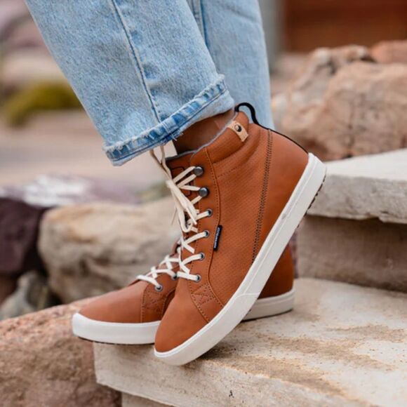 SAOLA Shoes - SAOLA Wanaka Waterproof Vegan Boots Sneakers Size 7.5